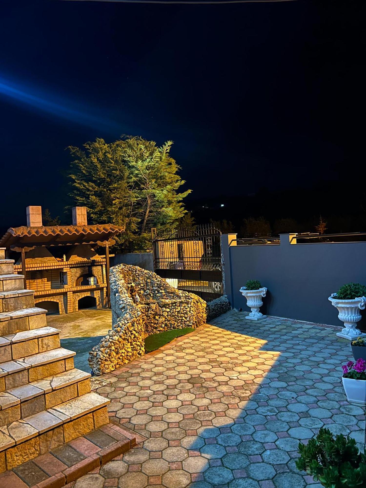 Villa Mucolli Berat Exterior photo